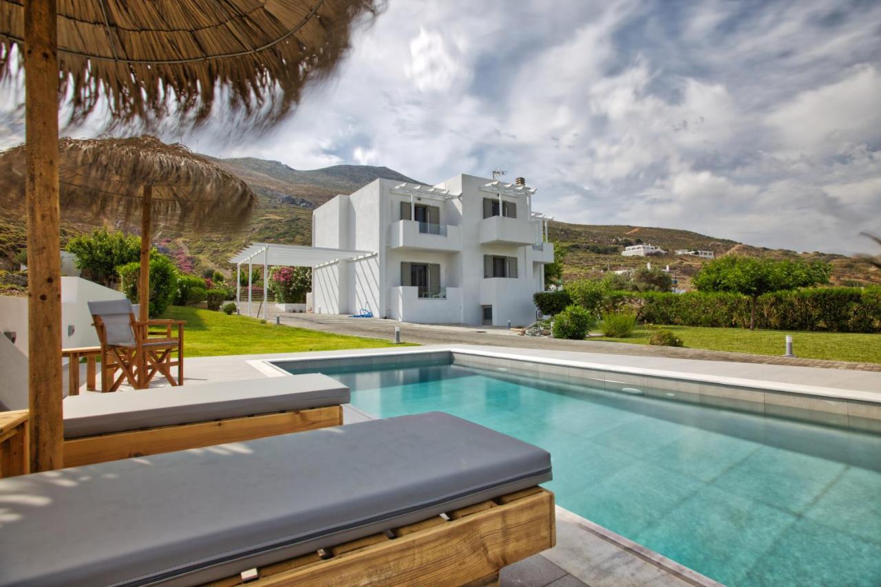 Achilli Apartments Skyros Bagian luar foto