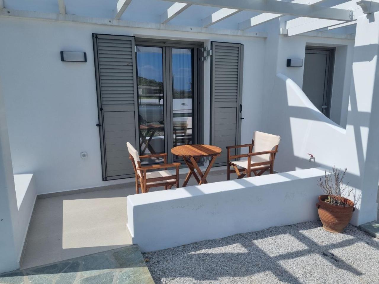 Achilli Apartments Skyros Bagian luar foto
