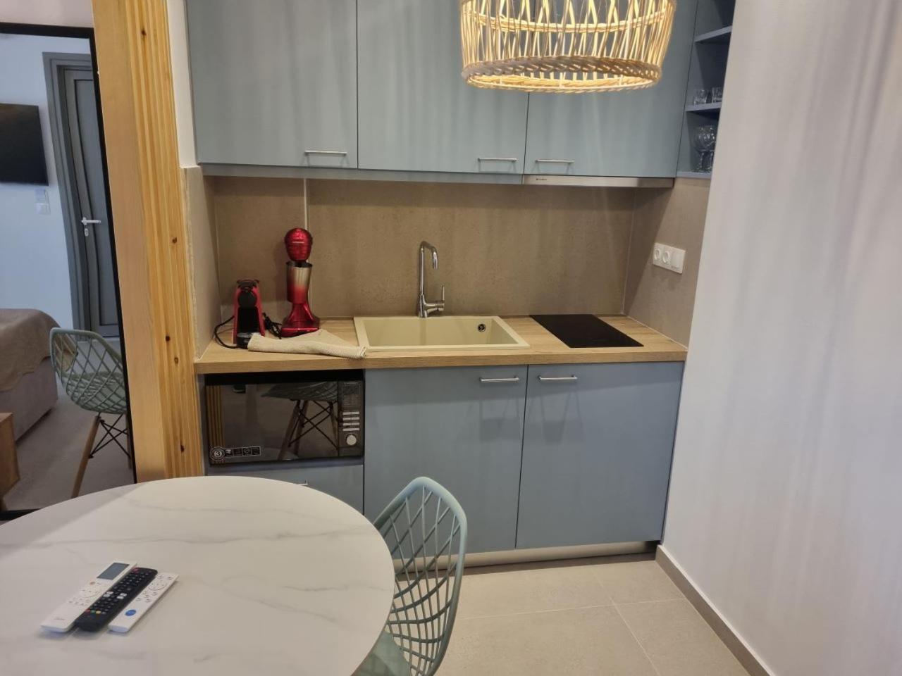 Achilli Apartments Skyros Bagian luar foto