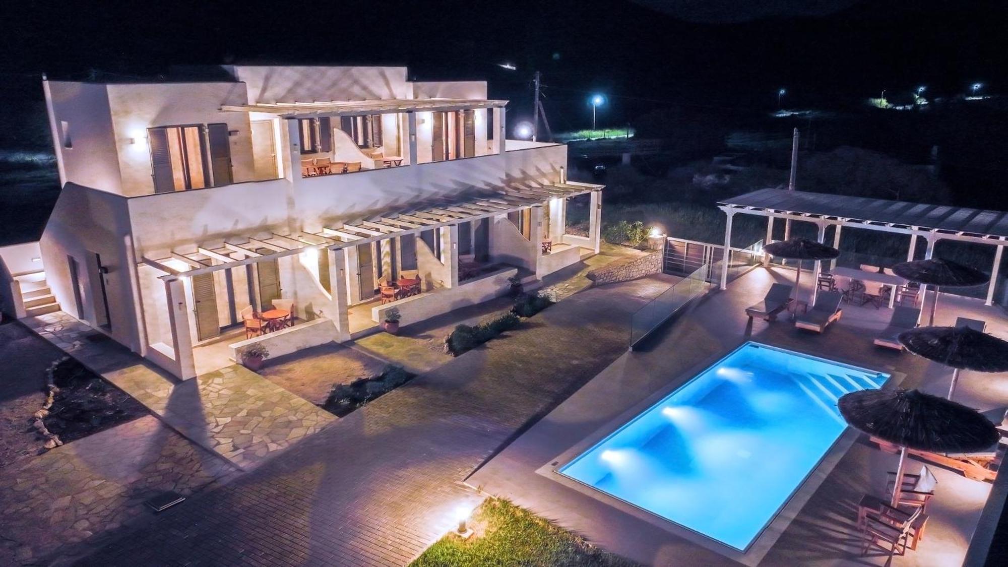 Achilli Apartments Skyros Bagian luar foto
